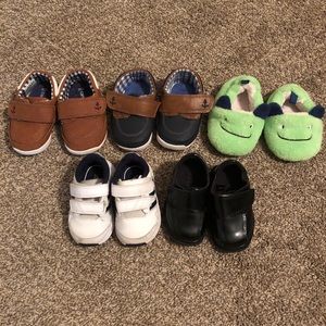 Bundle of Size 3-4 Shoes